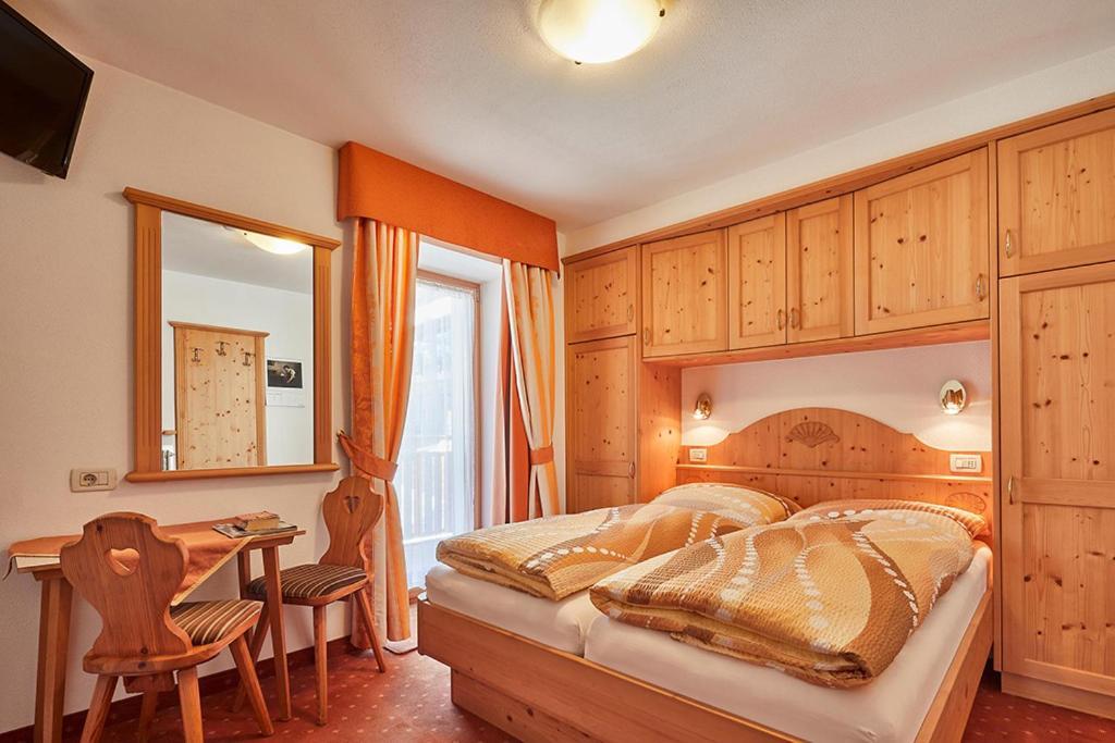 Garni Reutlingen Hotel Colfosco Kültér fotó